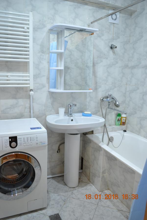 Apartment On Ikalto 8 Тбилиси Экстерьер фото